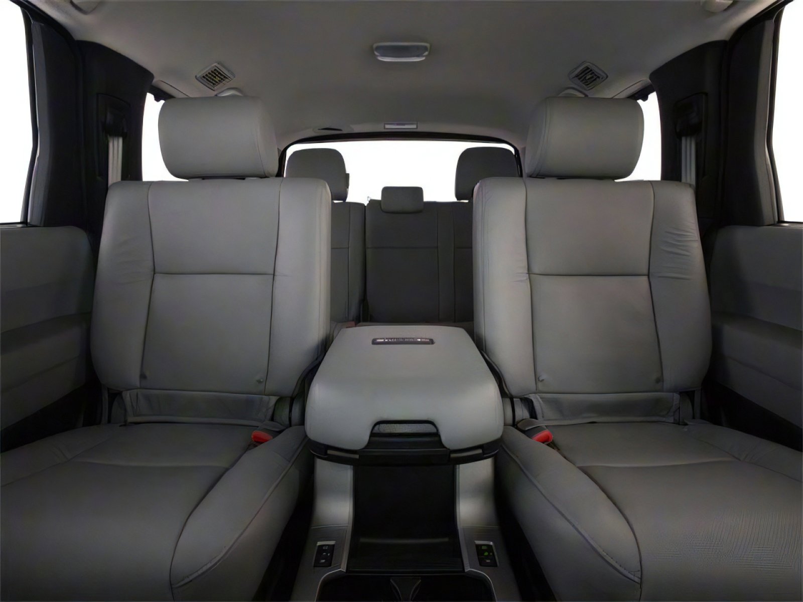 Used 2011 Toyota Sequoia Platinum image 9
