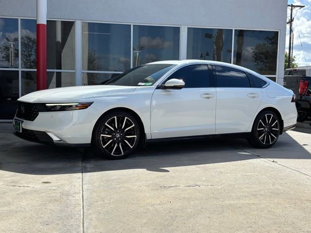 Used 2023 Honda Accord Touring image 7