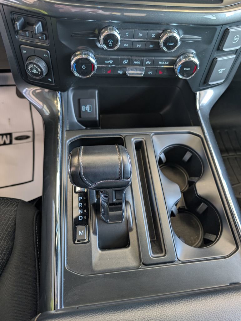 Used 2022 Ford F150 XLT w/ Equipment Group 302A High image 17