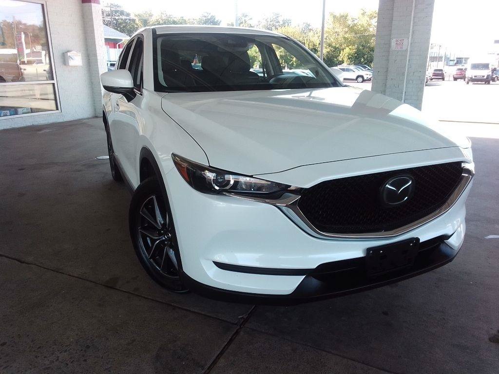 Used 2018 MAZDA CX-5 Touring w/ Preferred Equipment Package FWD image 2