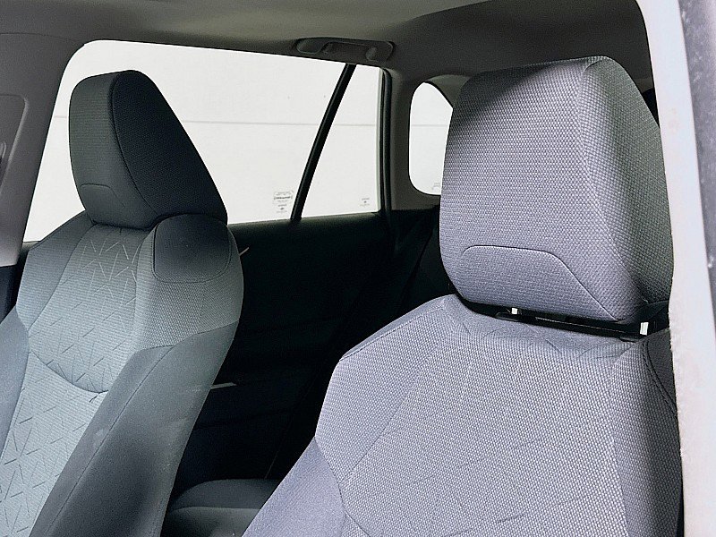 Used 2020 Toyota RAV4 XLE w/ Convenience Package image 20