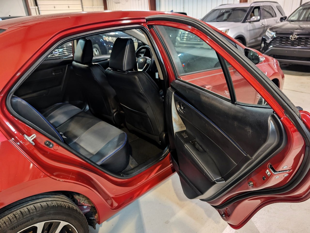 Used 2018 Toyota Corolla SE image 24