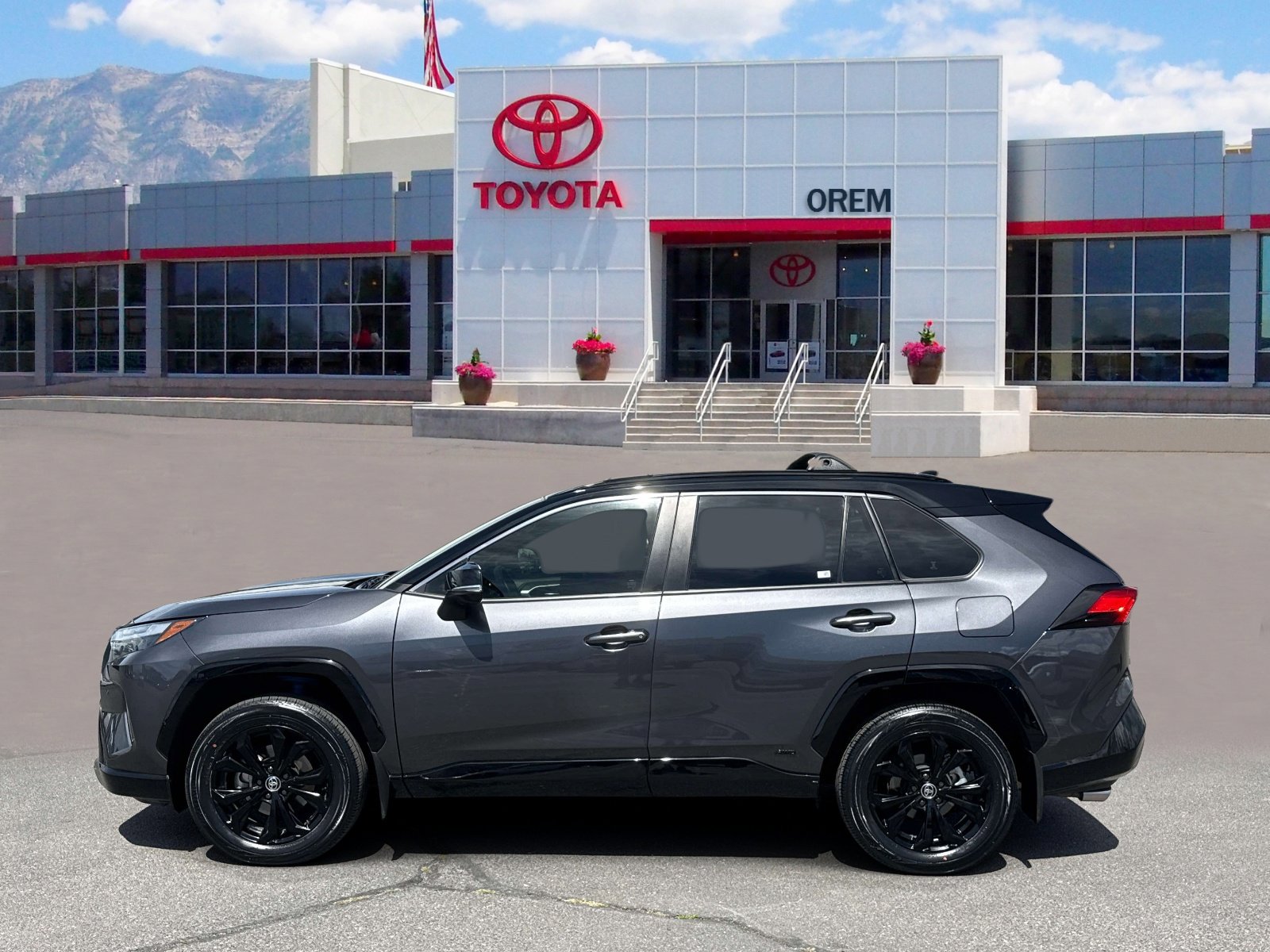 Used 2023 Toyota RAV4 XSE AWD/4WD image 6