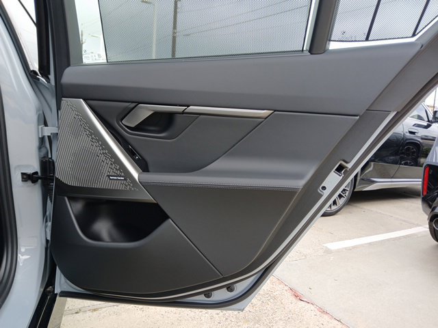 New 2027 BMW 550e xDrive w/ Executive Package AWD/4WD image 12