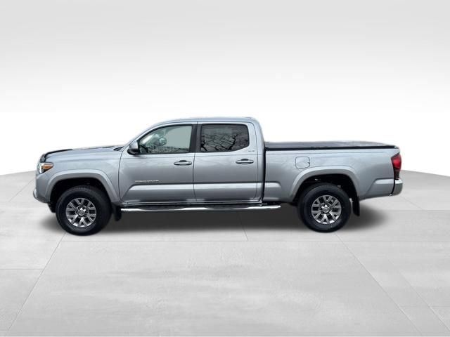 Used 2019 Toyota Tacoma SR5 image 2