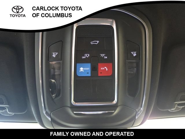 Used 2023 Jeep Grand Cherokee Altitude AWD/4WD image 29