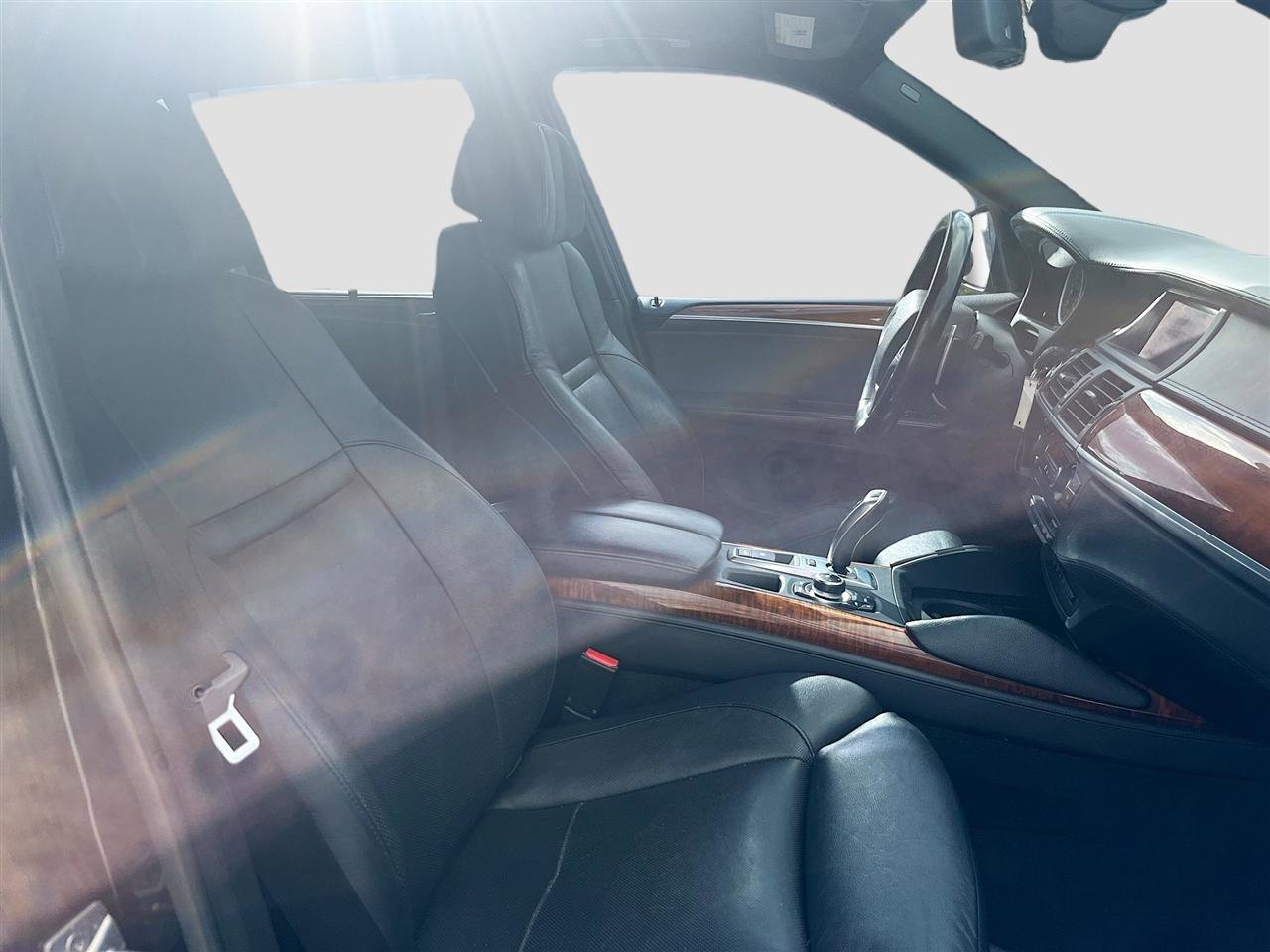 Used 2012 BMW X5 M AWD 4dr image 30