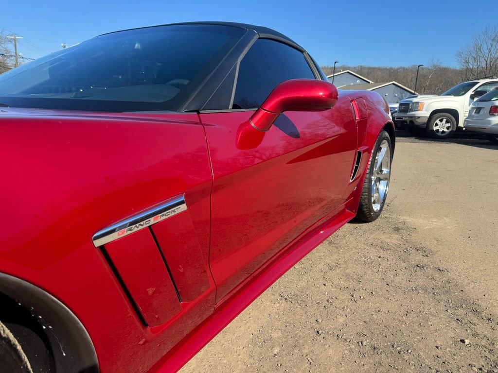 Used 2010 Chevrolet Corvette Grand Sport w/ Preferred Equipment Group image 12