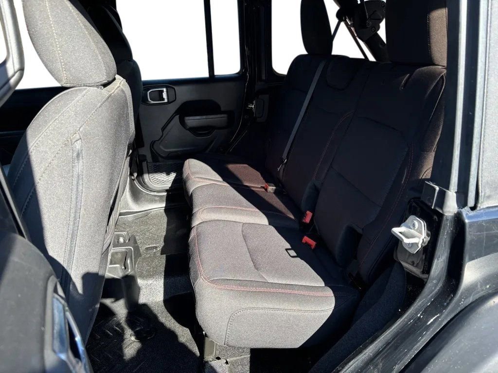 Used 2023 Jeep Wrangler Unlimited Rubicon w/ LED Lighting Group image 24