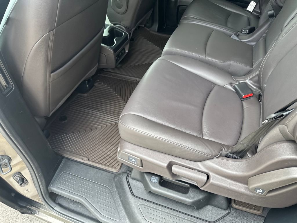 Used 2020 Honda Odyssey Elite image 32