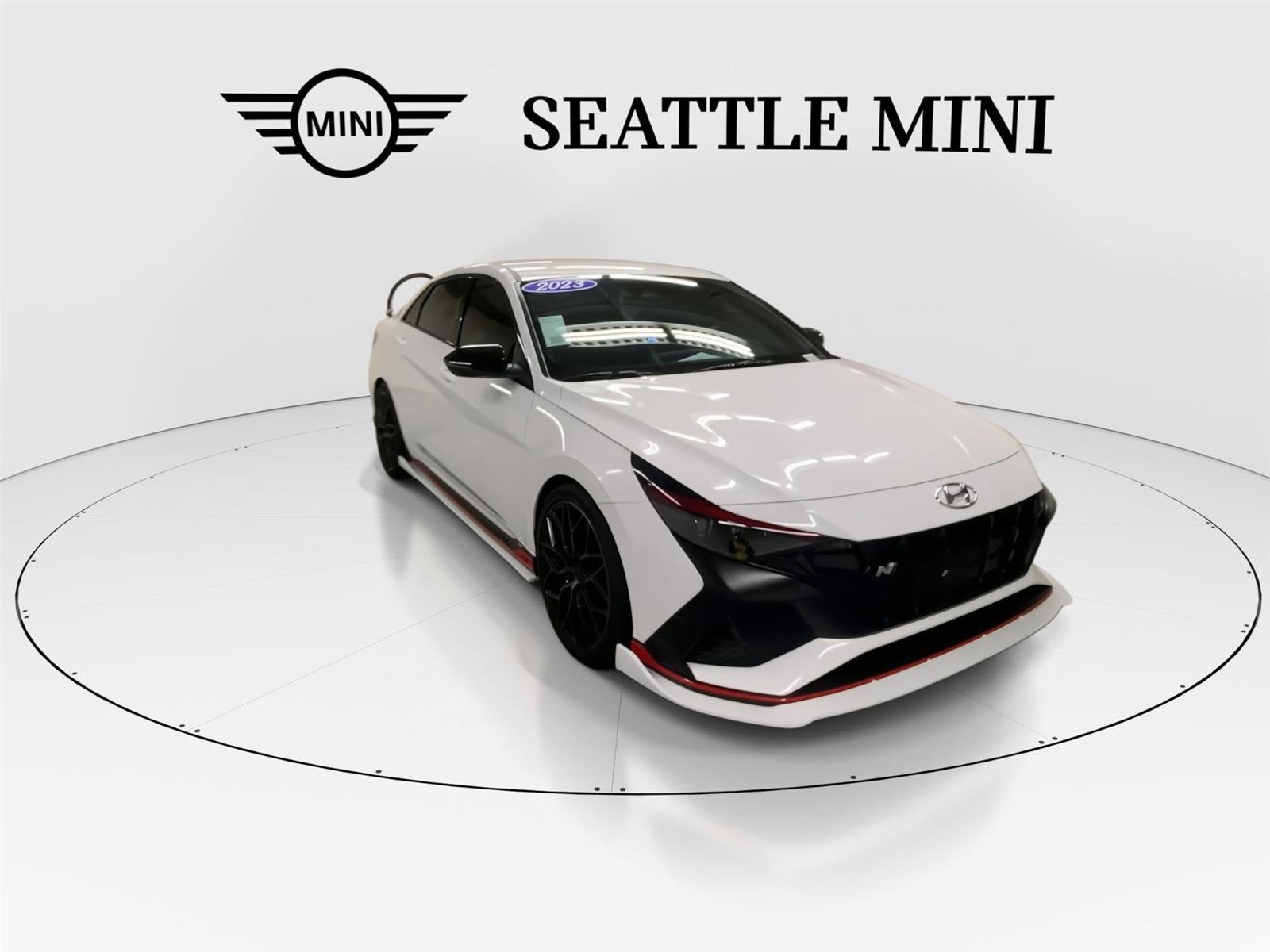 Used 2023 Hyundai Elantra N image 2