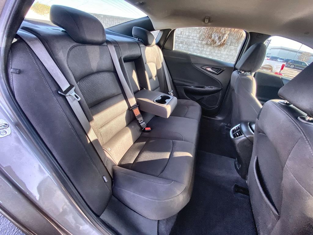 Used 2024 Chevrolet Malibu LT image 25