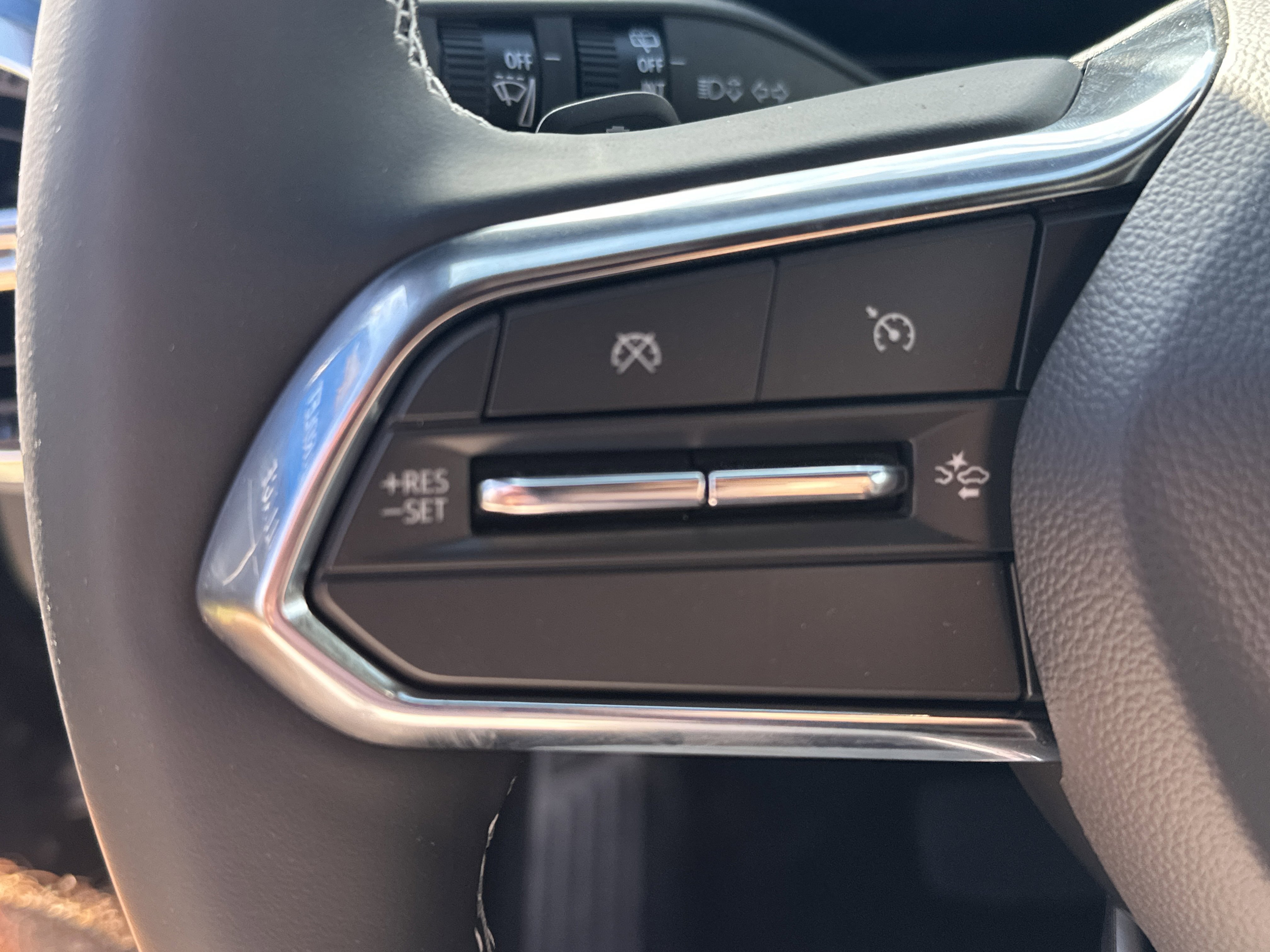 New 2026 Chevrolet Equinox EV LT w/ Convenience Package II image 18