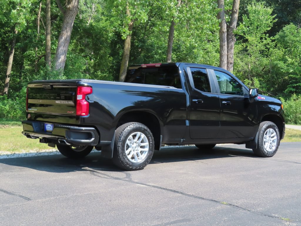 Certified 2024 Chevrolet Silverado 1500 RST w/ Convenience Package II AWD/4WD image 3