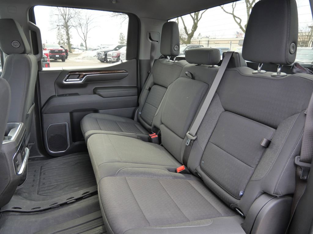 Used 2024 GMC Sierra 1500 Elevation image 26