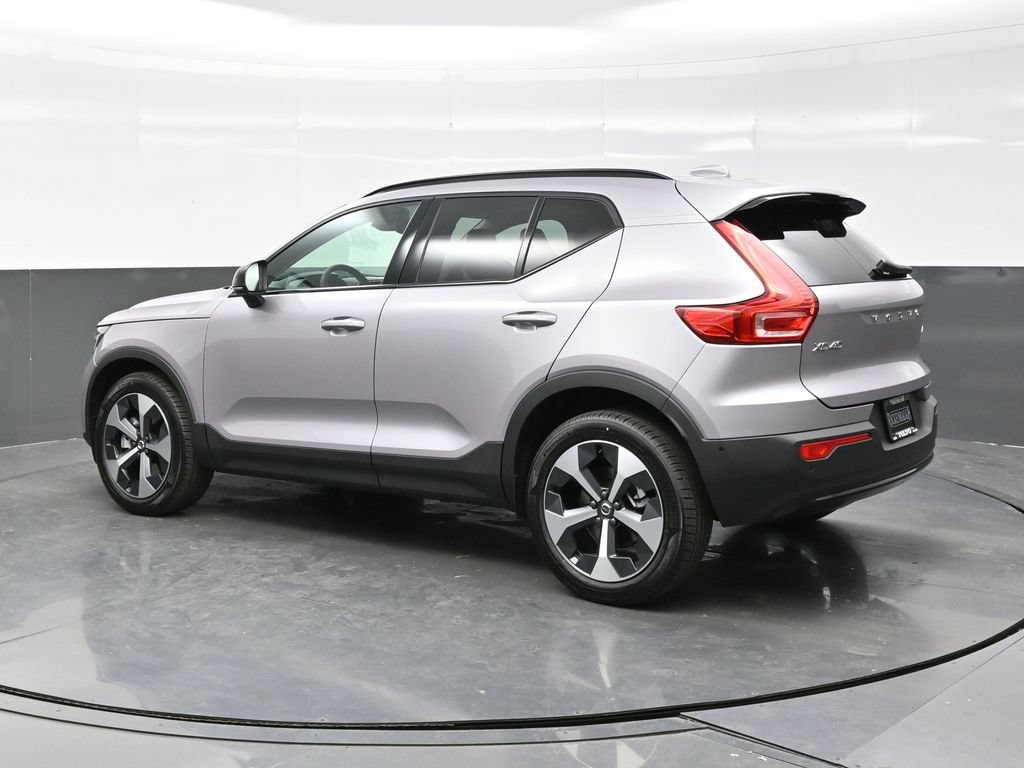 New 2026 Volvo XC40 B5 Plus w/ Protection Package Premier AWD/4WD image 4