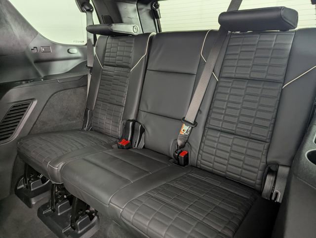 Used 2025 Cadillac Escalade V image 24