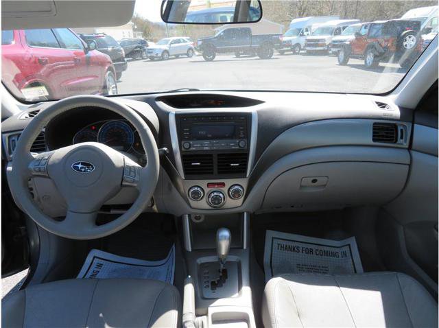 Used 2009 Subaru Forester 2.5X Limited AWD/4WD image 6