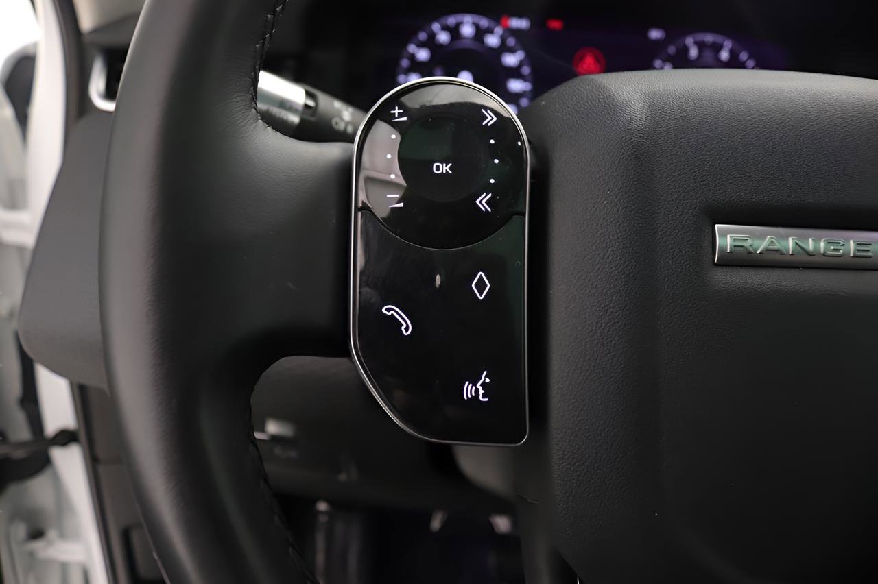 Used 2020 Land Rover Range Rover Evoque S image 10