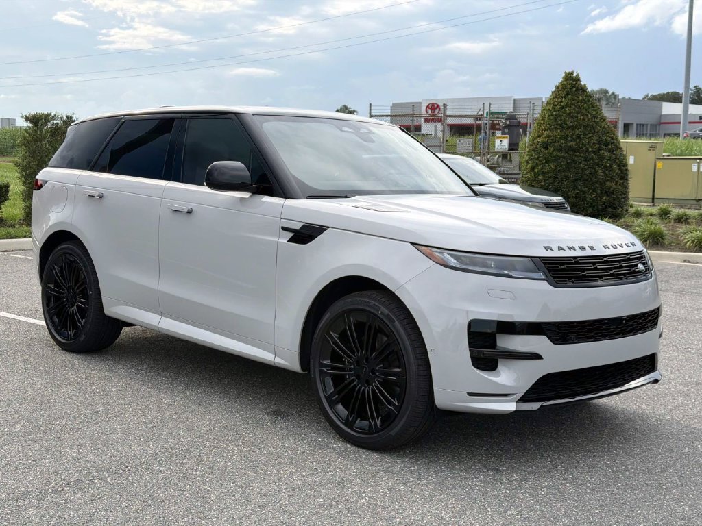 New 2027 Land Rover Range Rover Sport Dynamic SE AWD/4WD image 7