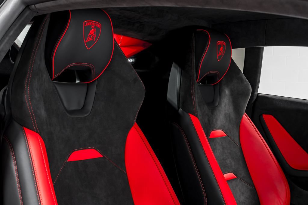 Used 2023 Lamborghini Huracan Tecnica RWD image 36