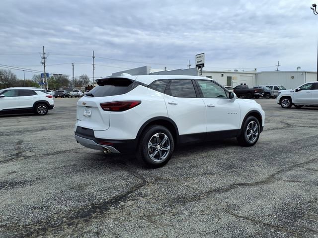 Used 2025 Chevrolet Blazer LT AWD/4WD image 17