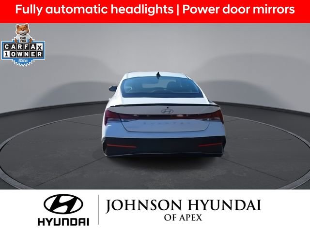 Used 2025 Hyundai Elantra Sport image 8