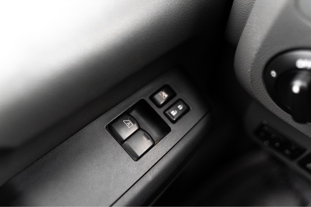 Used 2020 Nissan NV 2500 SV image 13