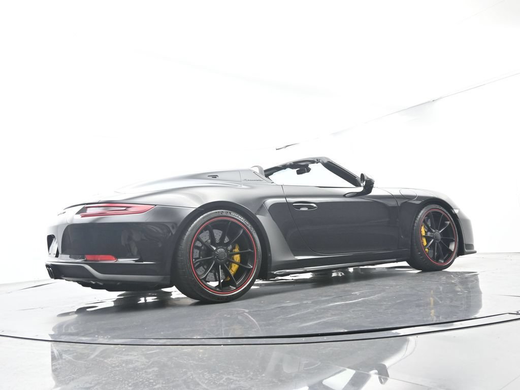 Certified 2019 Porsche 911 Speedster RWD image 63
