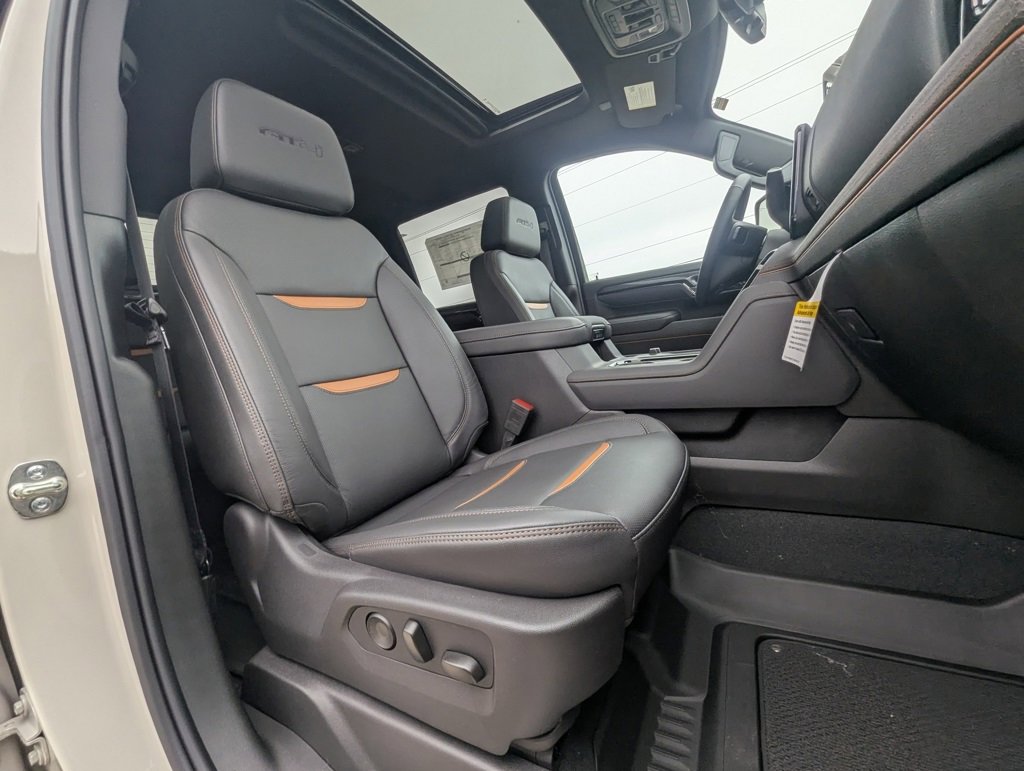 New 2026 GMC Sierra 2500 AT4 w/ AT4 Premium Plus Package image 16