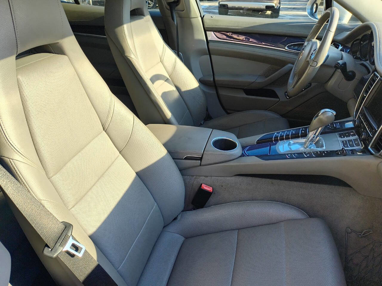 Used 2013 Porsche Panamera S w/ Comfort Pkg image 60