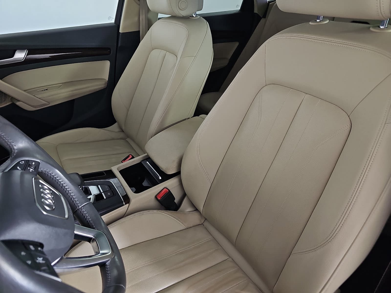 Used 2020 Audi Q5 2.0T Premium Plus w/ Premium Plus Package AWD/4WD image 11