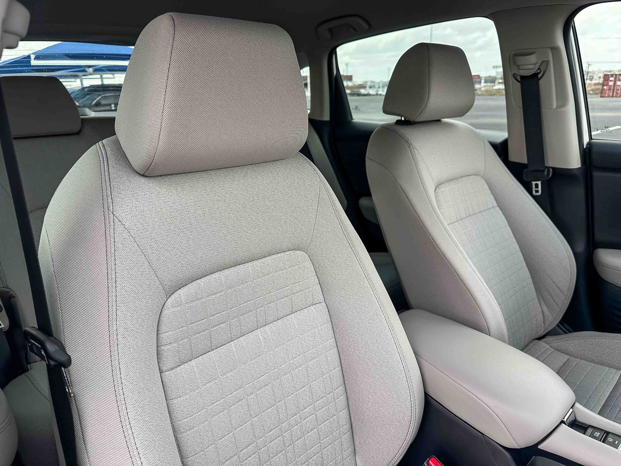 Certified 2025 Honda HR-V LX image 25