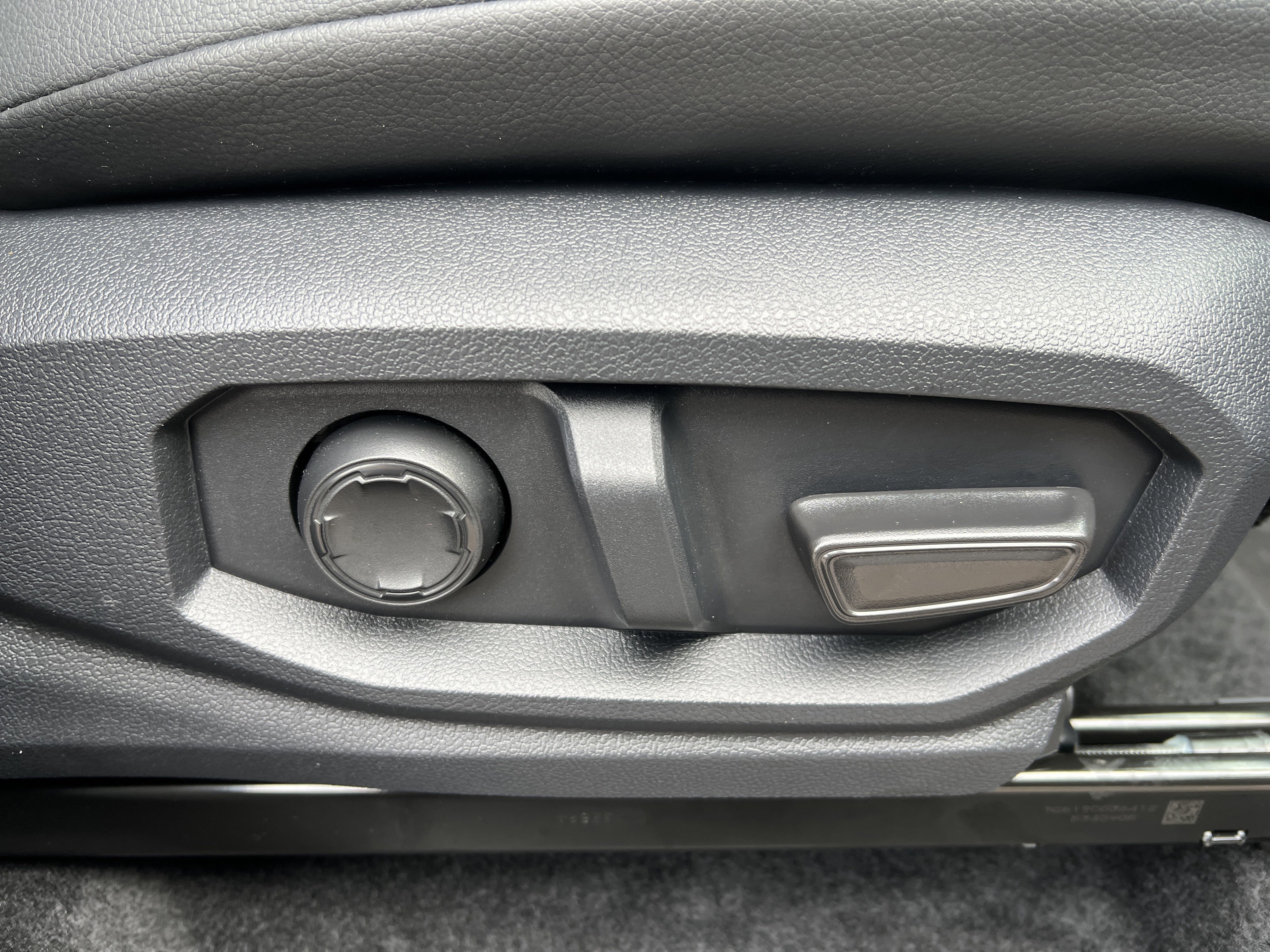 Certified 2025 Toyota Tacoma TRD Pro image 27