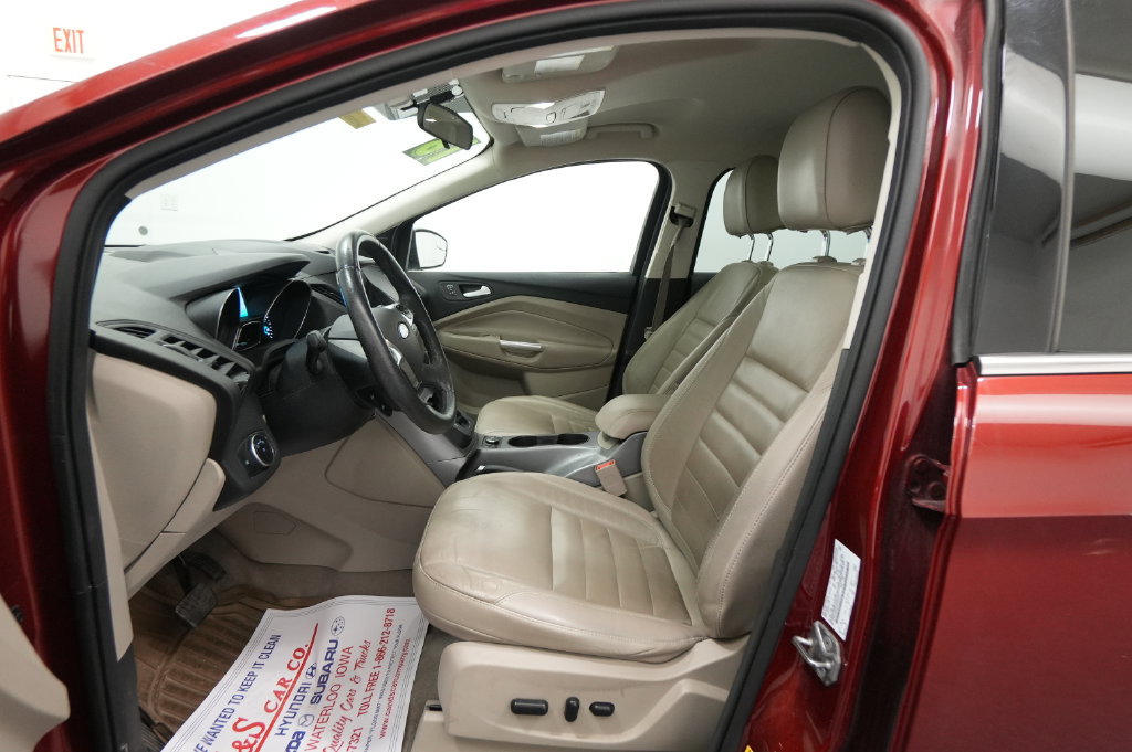 Used 2016 Ford Escape SE w/ SE Leather Comfort Package AWD/4WD image 16