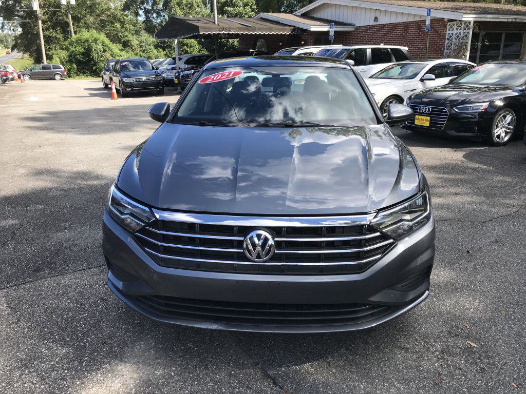 Used 2021 Volkswagen Jetta image 2