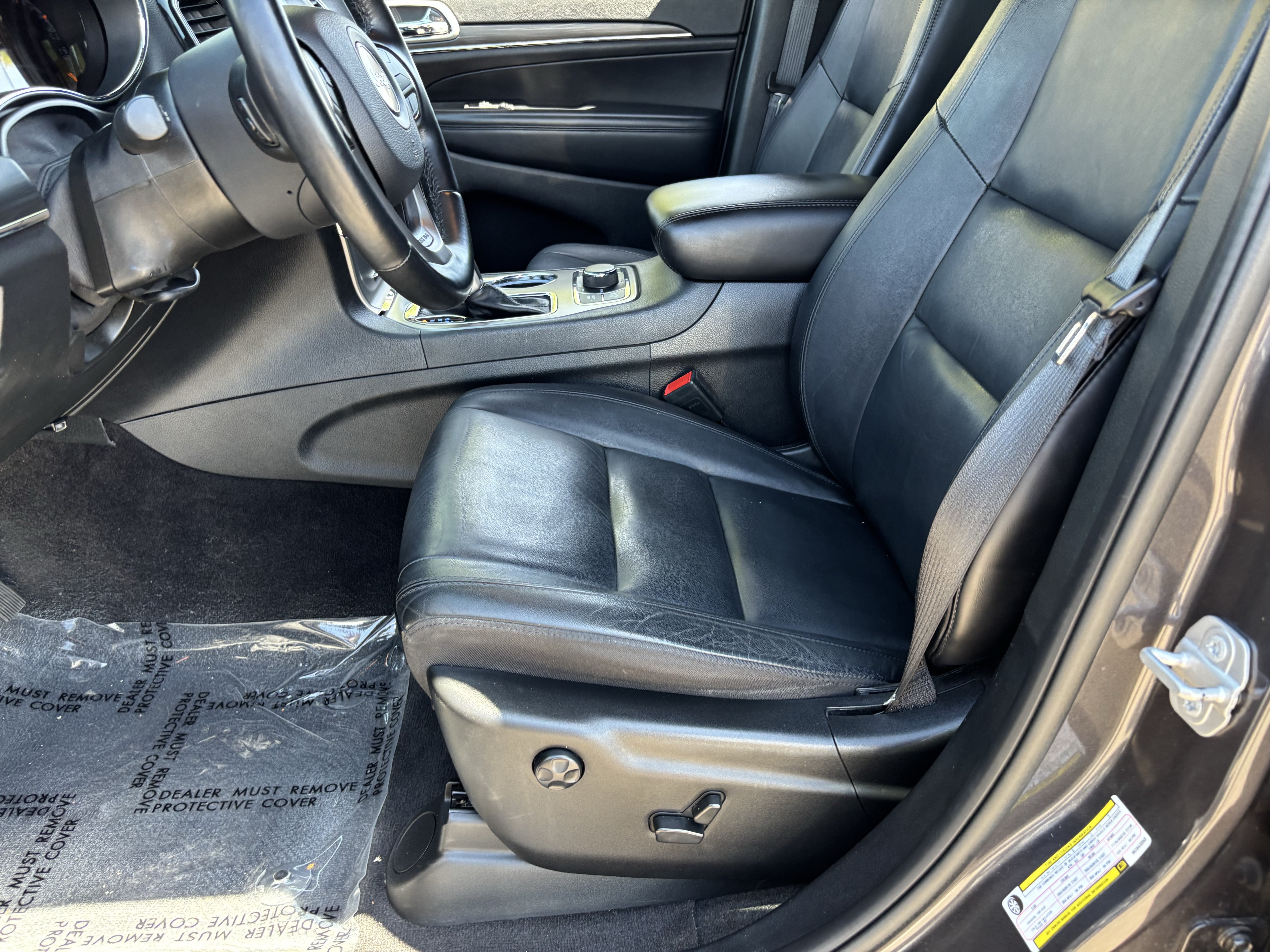 Used 2021 Jeep Grand Cherokee Limited AWD/4WD image 18