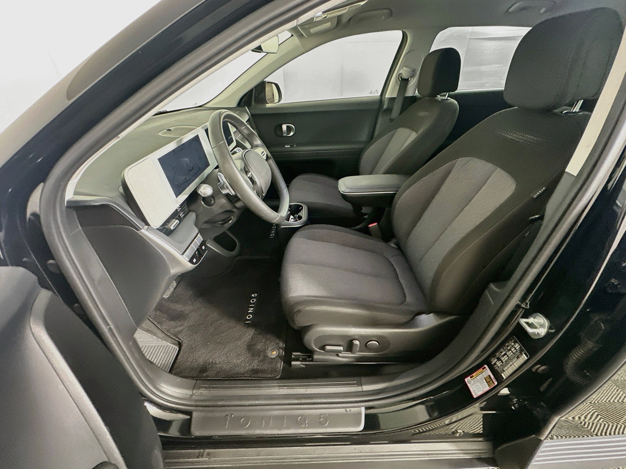Used 2024 Hyundai Ioniq 5 SEL AWD/4WD image 13