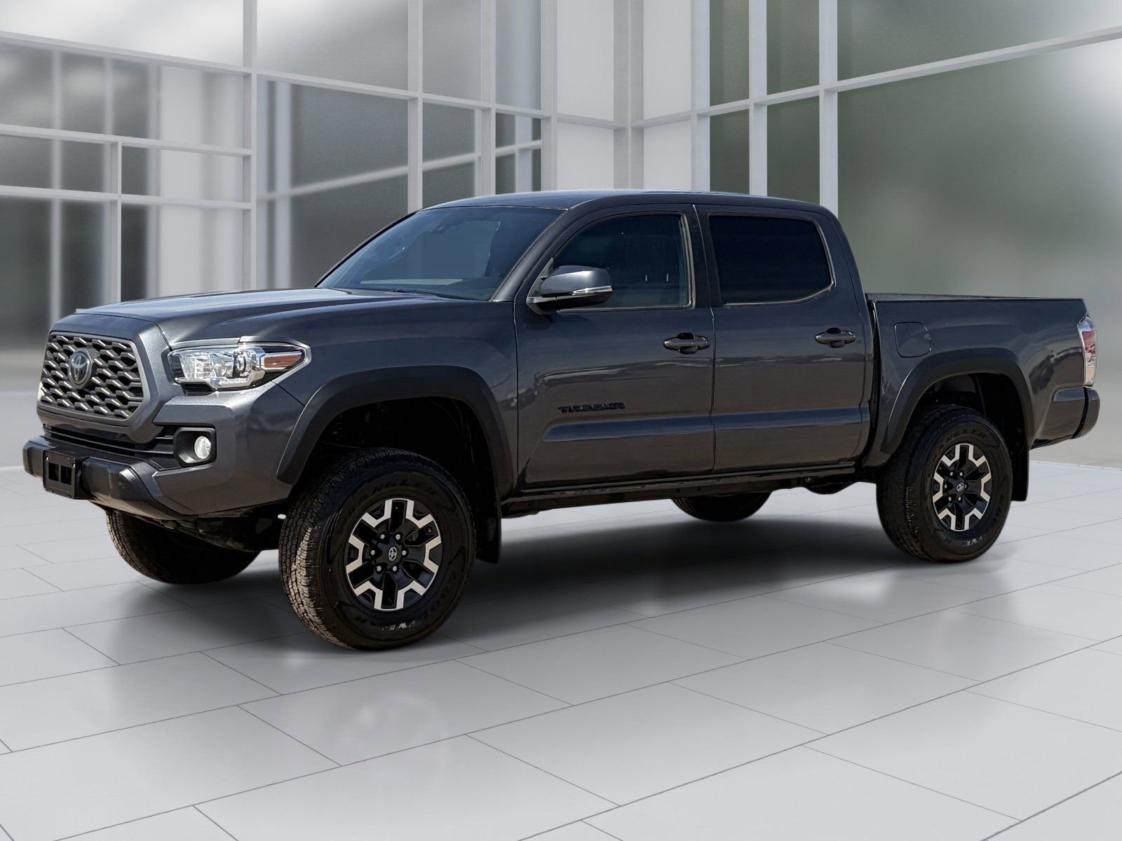 Used 2021 Toyota Tacoma TRD Off-Road w/ Technology Package RWD image 2