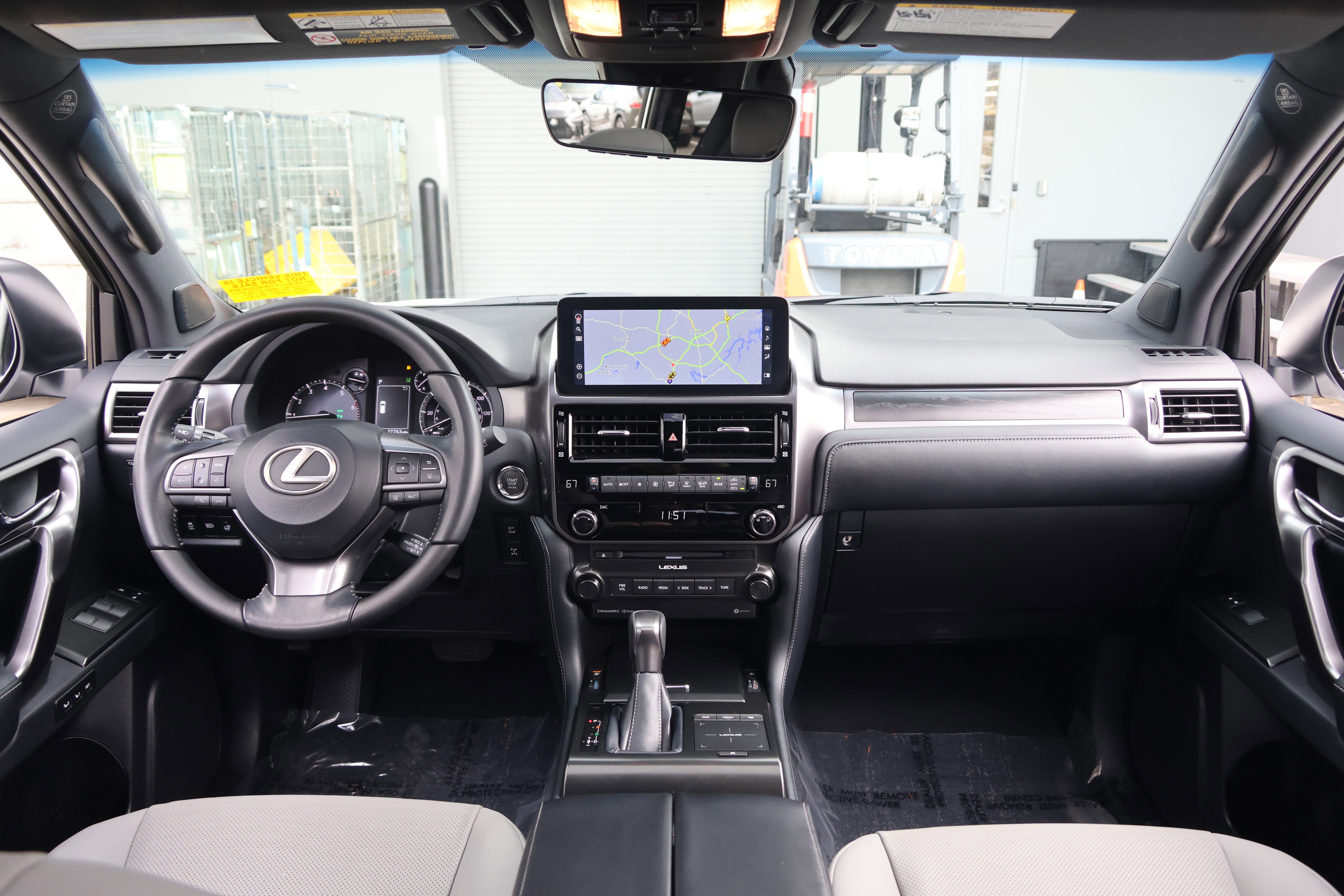 Certified 2023 Lexus GX 460 w/ Black Line Special Edition image 17