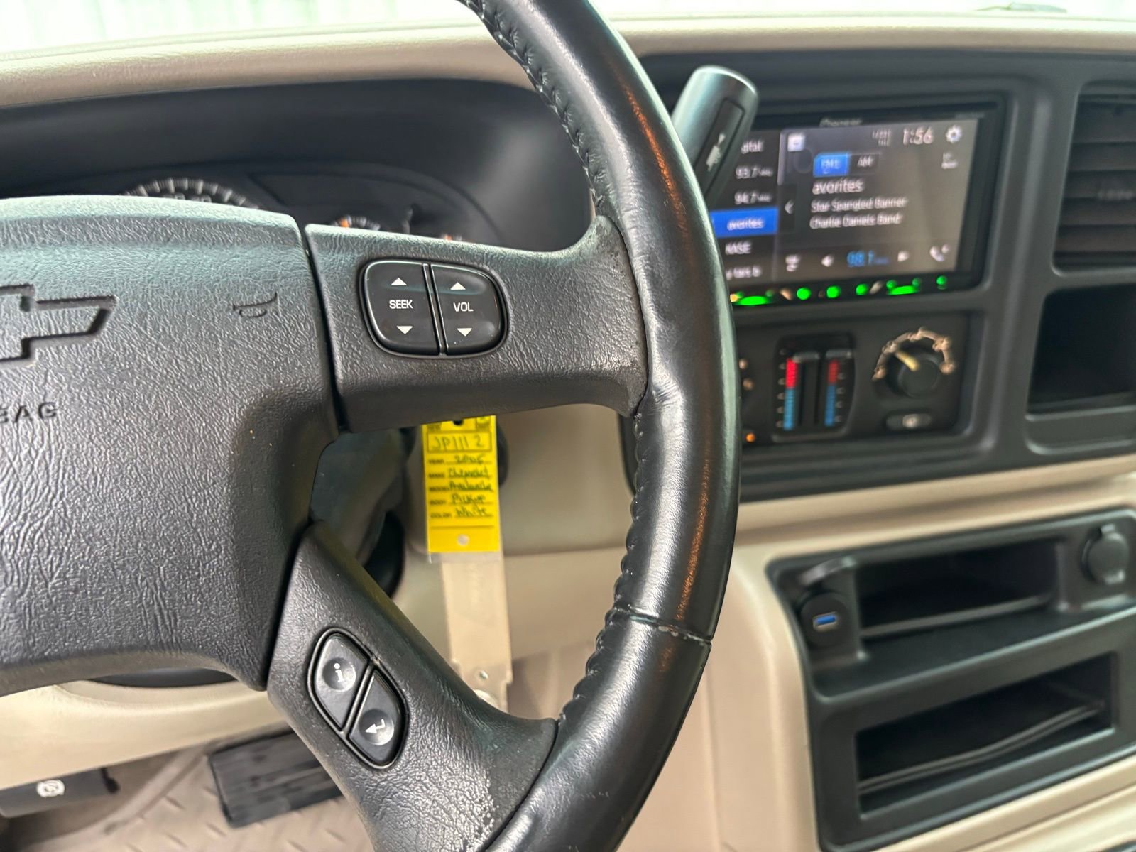 Used 2005 Chevrolet Avalanche Z71 w/ Preferred Equipment Group image 19