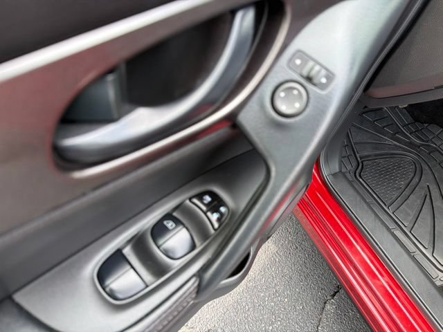 Used 2020 Nissan Rogue Sport S w/ Appearance Package AWD/4WD image 9