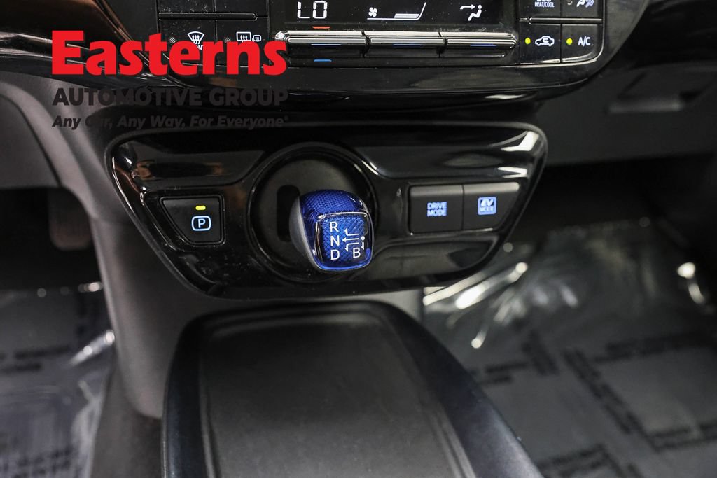 Used 2022 Toyota Prius LE FWD image 12