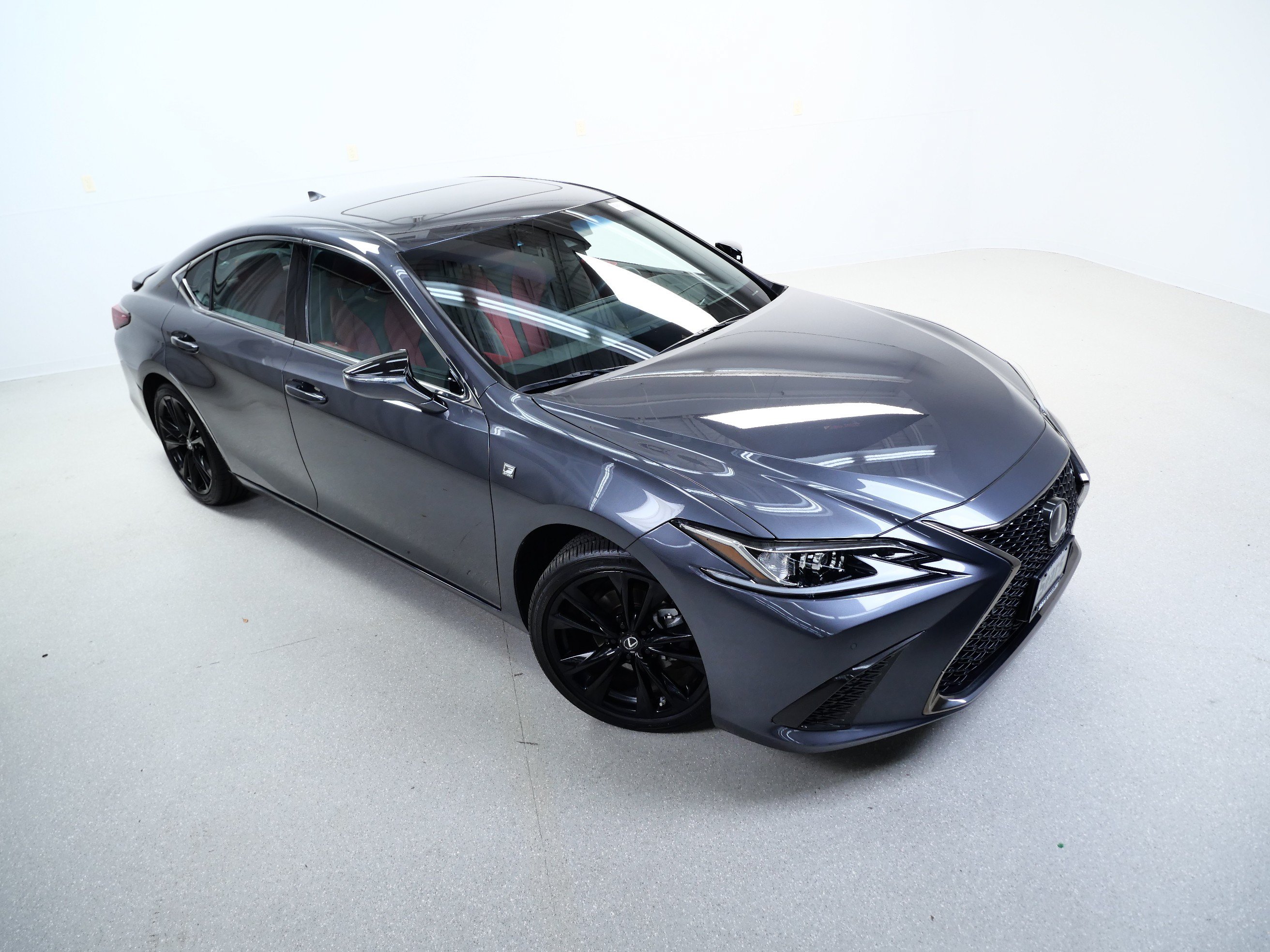 Used 2023 Lexus ES 350 F Sport FWD image 4