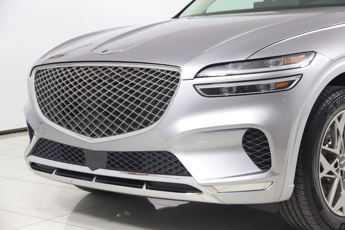 Used 2023 Genesis GV70 2.5T w/ Select Package AWD/4WD image 56