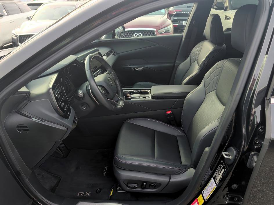 Used 2024 Lexus RX 350 FWD w/ Technology Package image 8