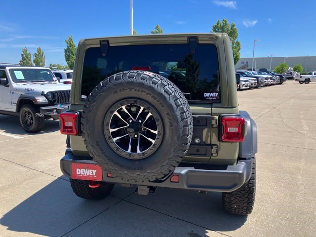 New 2026 Jeep Wrangler Unlimited Rubicon w/ Xtreme 35 Tire Package AWD/4WD image 7