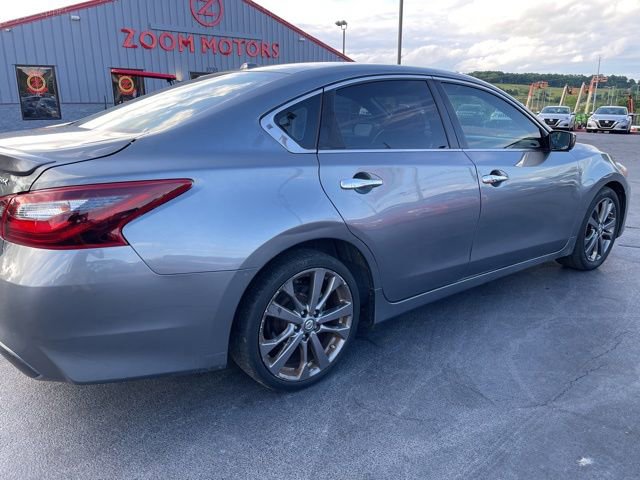 Used 2018 Nissan Altima 2.5 SR w/ SR Special Edition FWD image 8