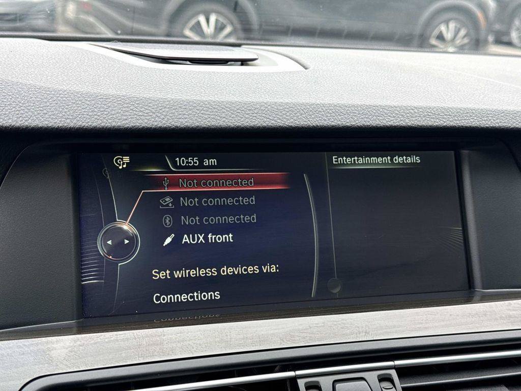 Used 2013 BMW M5 RWD image 12