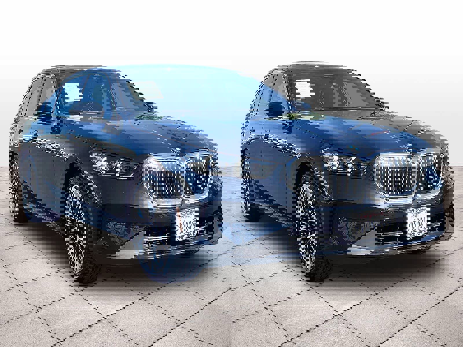 Used 2026 BMW 530i w/ Premium Package image 2